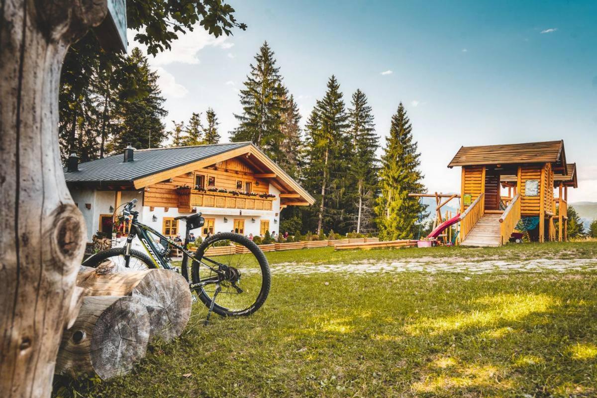 Resort Biela Skala - Chata Chopok Jasna Juh Bystrá Zewnętrze zdjęcie